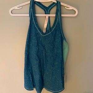 NWT Blue pattern lululemon tank top